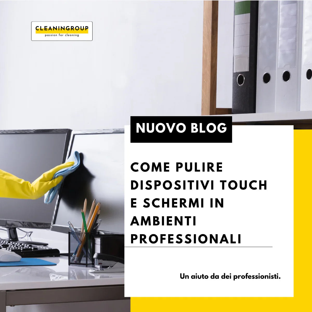 Pulizia schermo monitor in ufficio con guanto giallo, dispositivi professionali, igiene ambienti lavoro